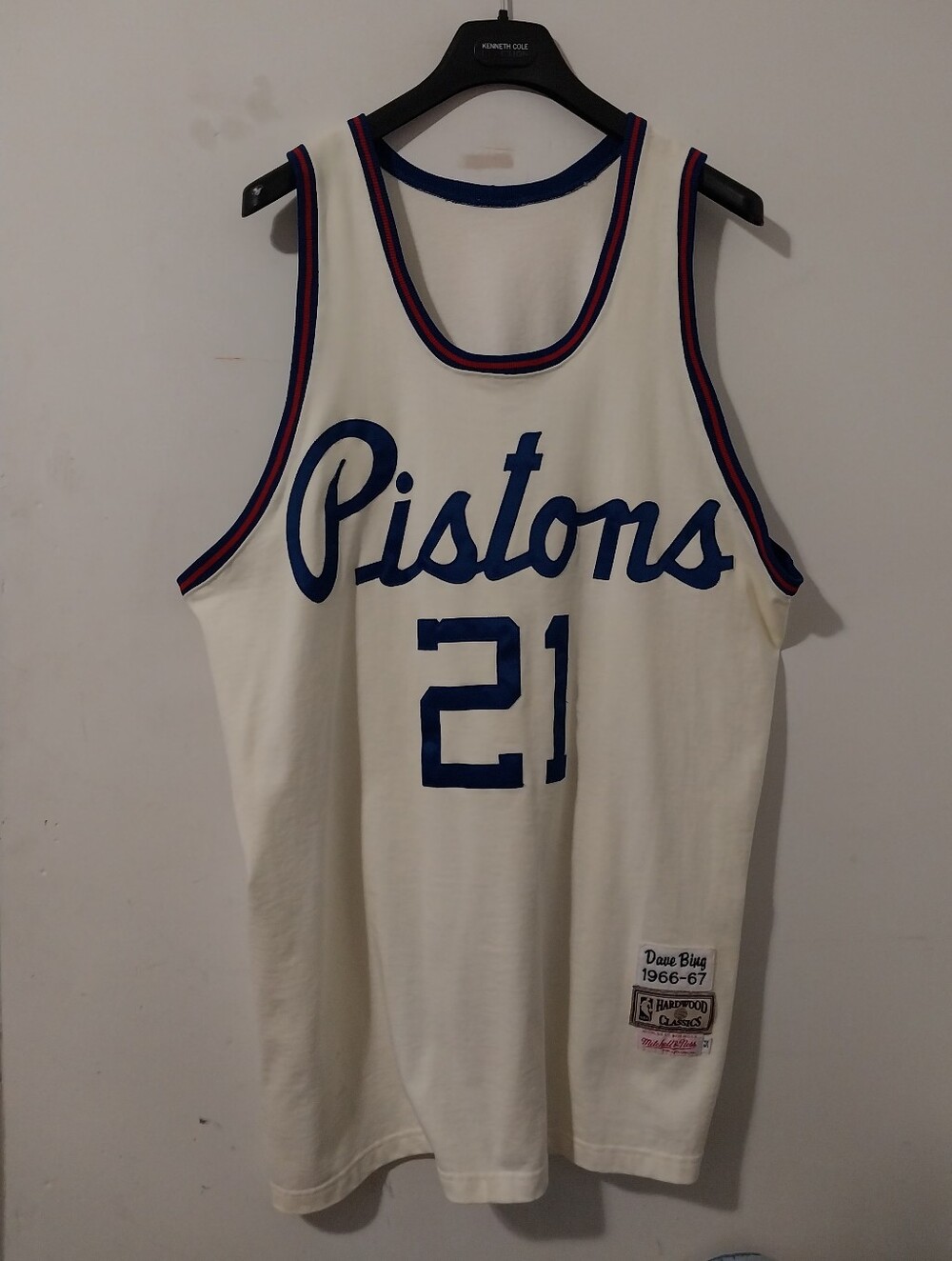 Mitchell & Ness Vtg. Detriot Pistons Dave Bing Size 54